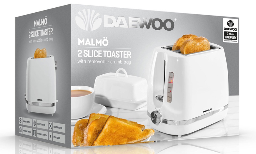 Image 7: Daewoo Kettle and Toaster Set