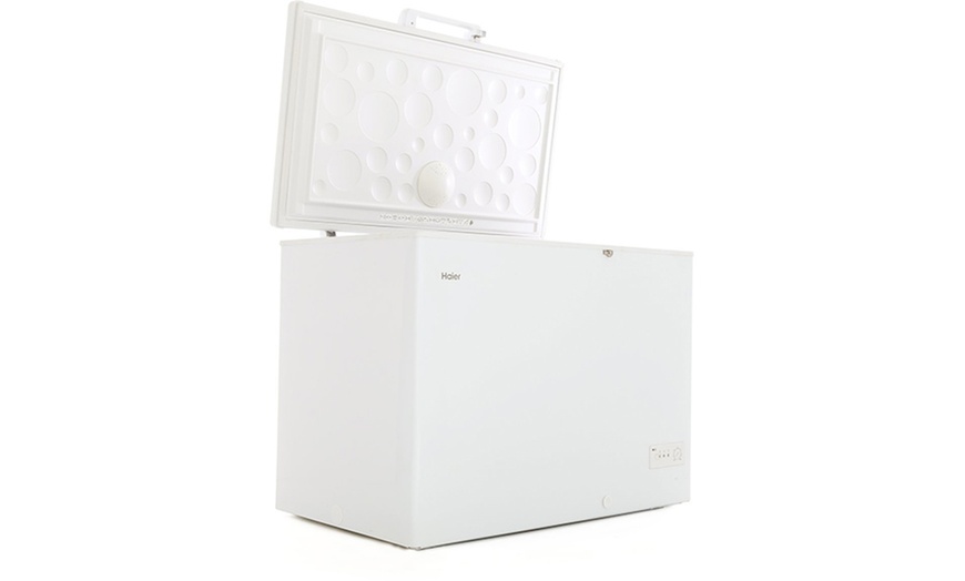 Image 2: Haier 319L Chest Freezer