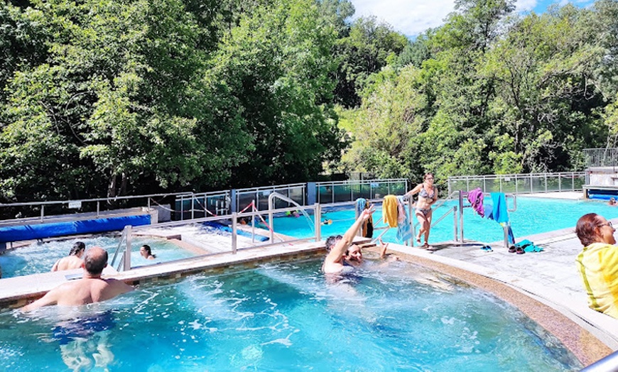 Image 3: Parenthèse bien-être avec Les Bains De Llo