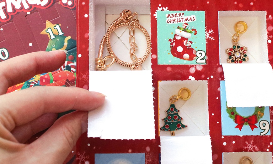 Image 3: Christmas Advent Calendar DIY Bracelet Charms