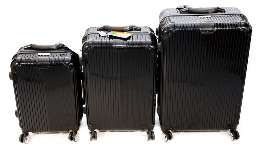 Image 58: Discovery Three-Piece Luggage