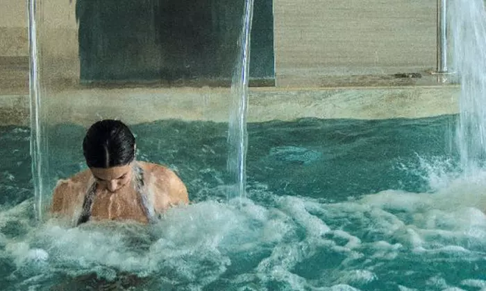 Circuito de spa con masaje relax o terapéutico y opción a Cava