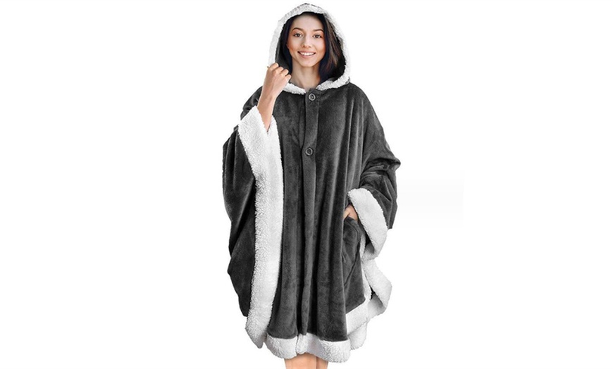 Image 4: Women’s Soft Plush Hooded Wearable Blanket 