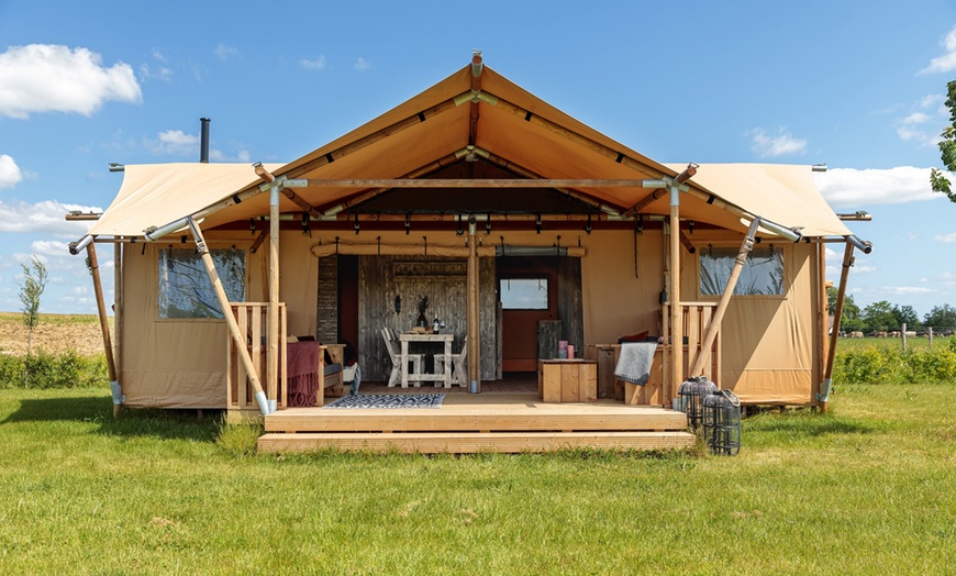 Image 3: Andijk : jusqu'à 4 nuits de glamping dans une tente de safari