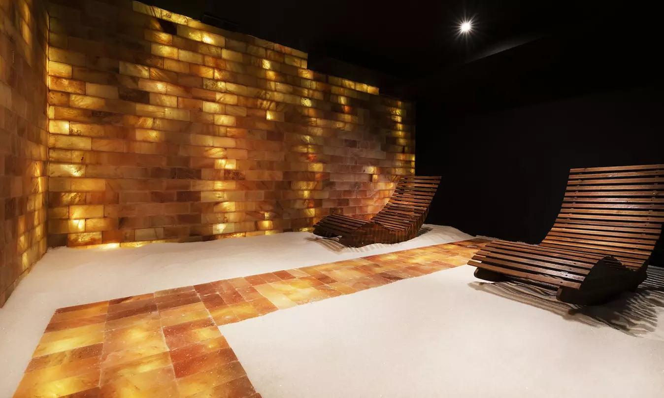 Pakiet day spa relaksacyjny z masażem, jacuzzi i więcej