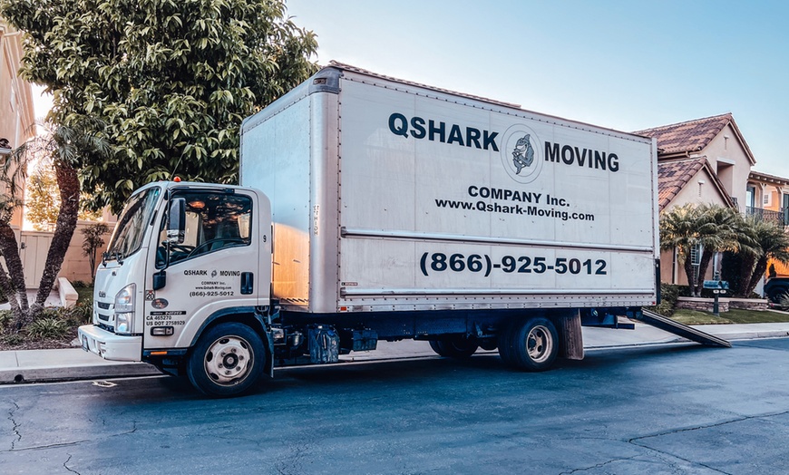 Image 2: Enjoy Effortless Moving: Two or Three Hours of Moving Services