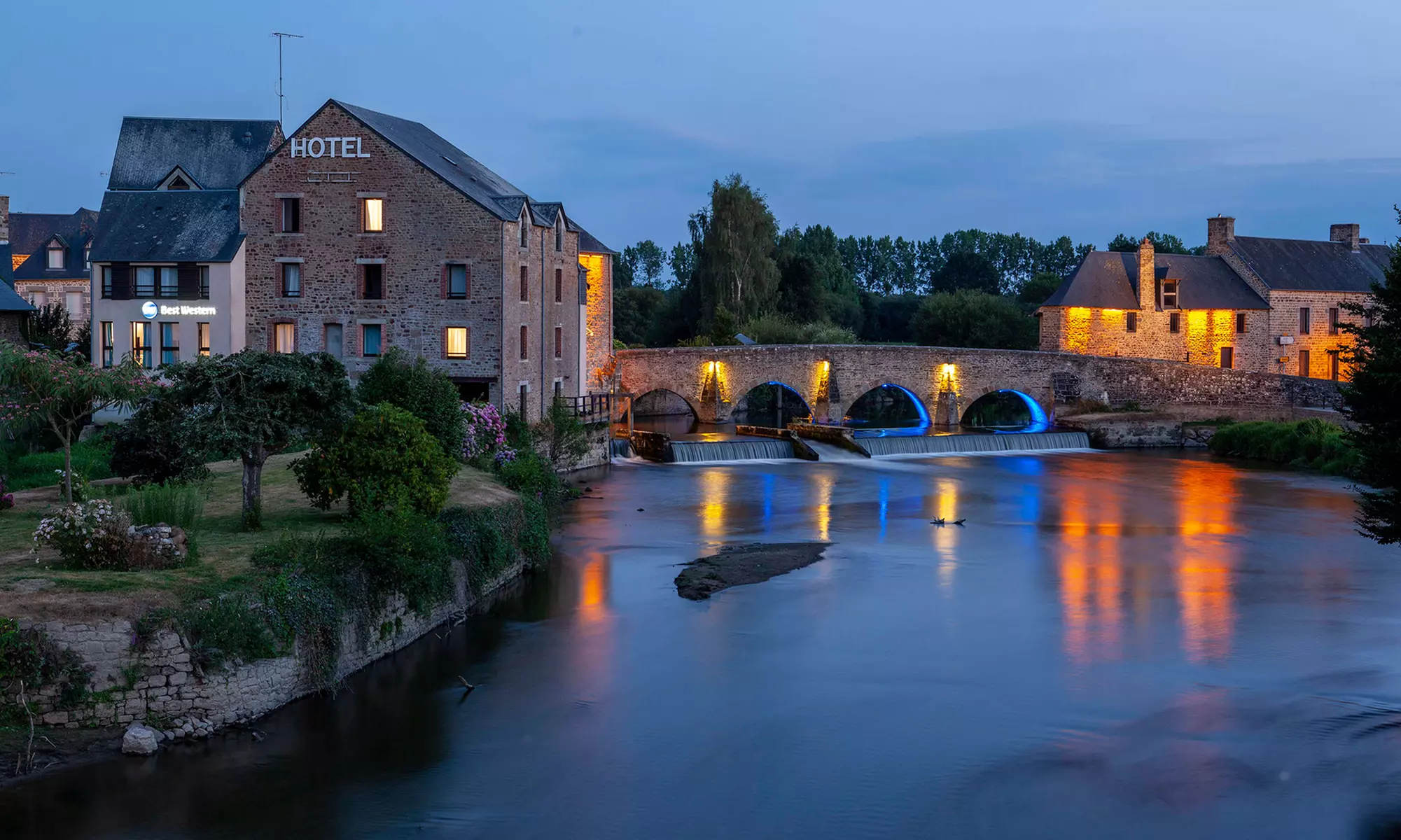 Mont Saint-Michel : chambre double avec PDJ, dîner et pack romantique