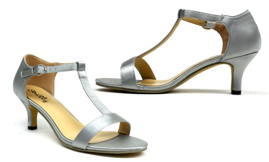 Image 5: Women's Sandals