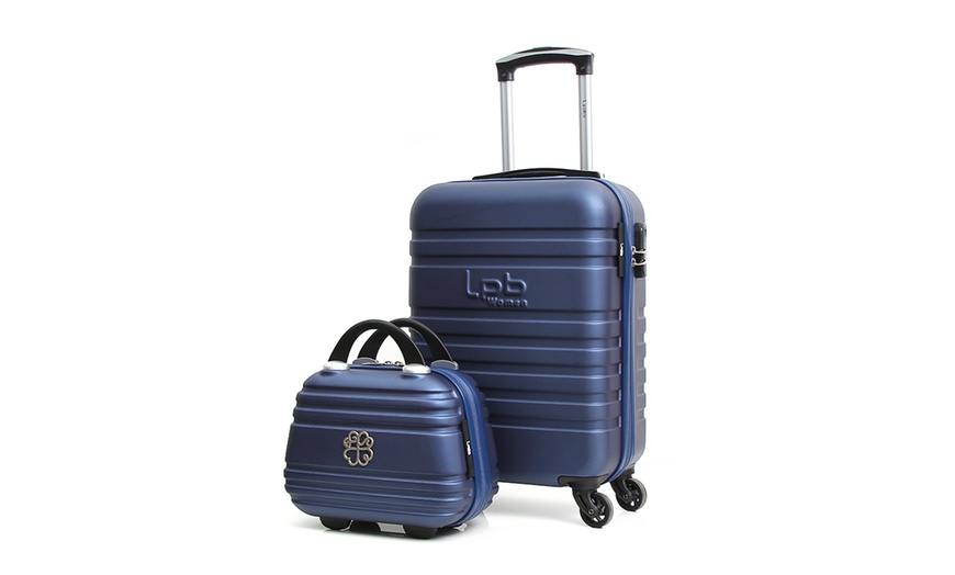 Image 13: Trolley Bag and Vanity Case Set