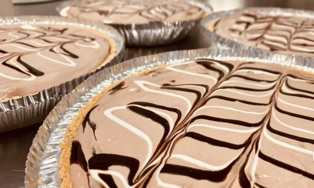 Enjoy $5 Vouchers for Takeout & Dine-In Ice Cream Treats
