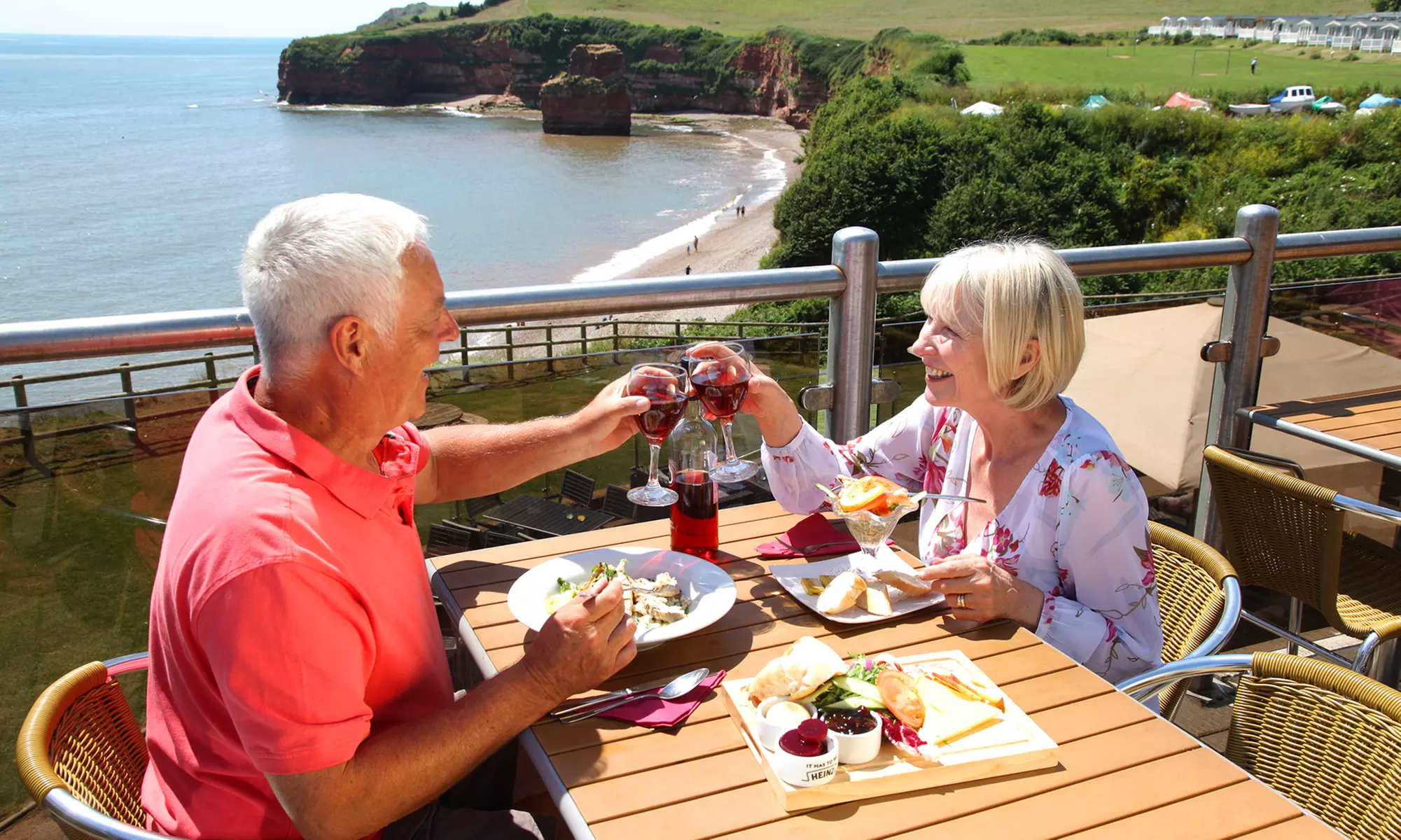 Luxury Getaway to Devon Awaits: Holiday Home for Up to Six or Eight.