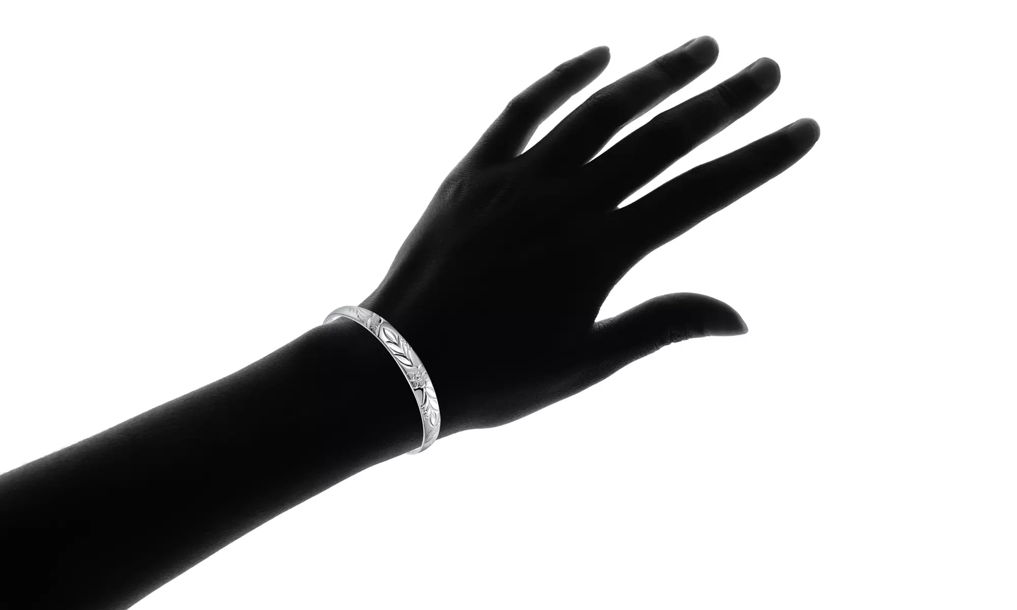 Women's Silver Plated Floral Ingrain Design Bangle - Second Medium