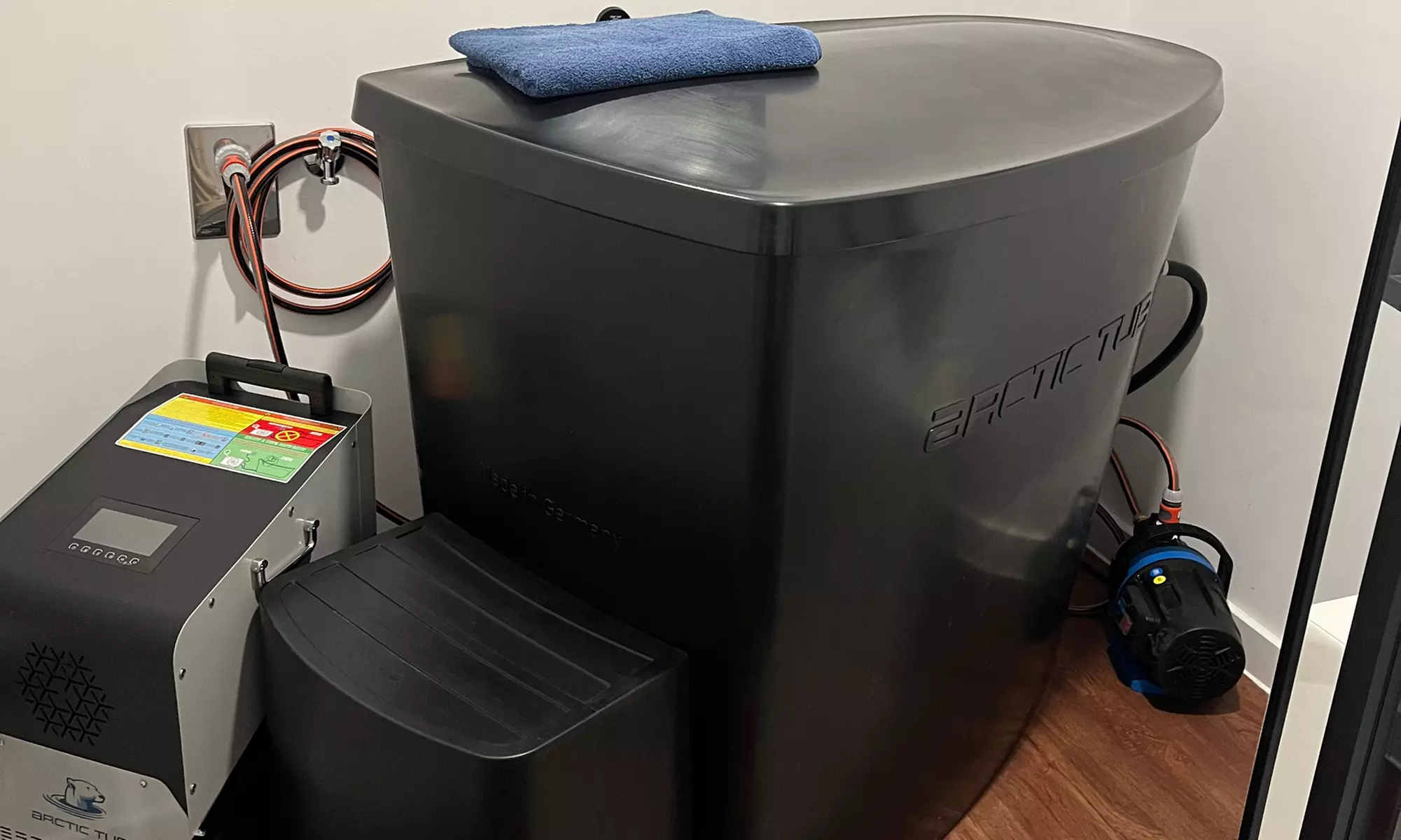 Die Kraft der Kälte: 1 oder 2x Eistherapie im Eisfass für 1 Person