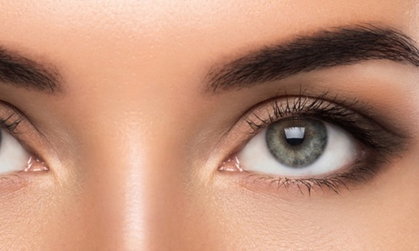 Teinture des cils et sourcils avec épilation offerte pour 1 personne à 35 € au salon Ordelia institut