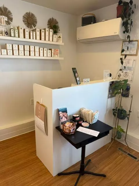 Up to 48% Off on HydraFacial at Habitual Glow Facial Bar