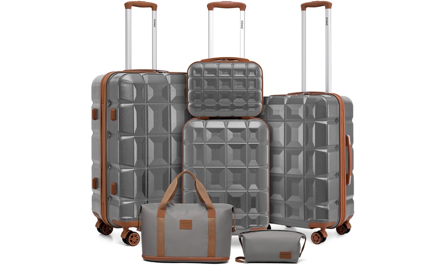 Image 11: 1 ou 4 valises avec compartiments spacieux