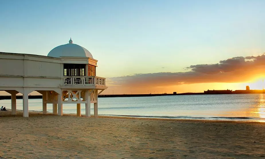 Cádiz: hasta 7 noches con desayuno y late check-out