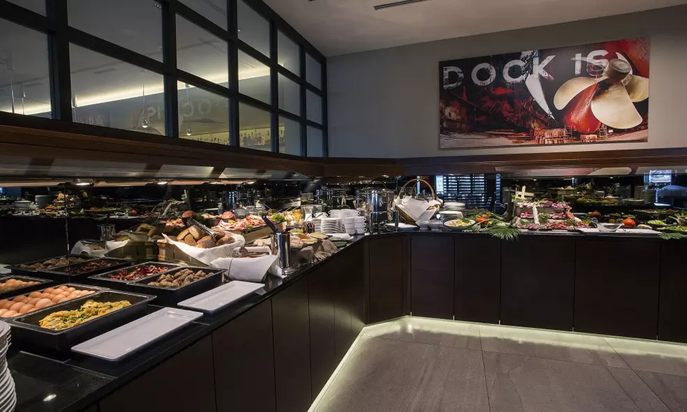 Hamburg: Doppelzimmer für 2 Personen mit Frühstück