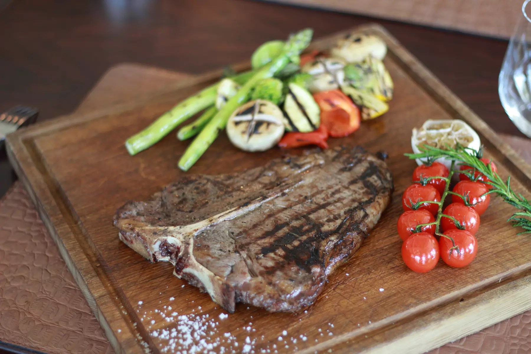 Food at Howdy's Bar & Grill @ 5* Movenpick Grand Al Bustand (Up to 40% Off) - Image 4