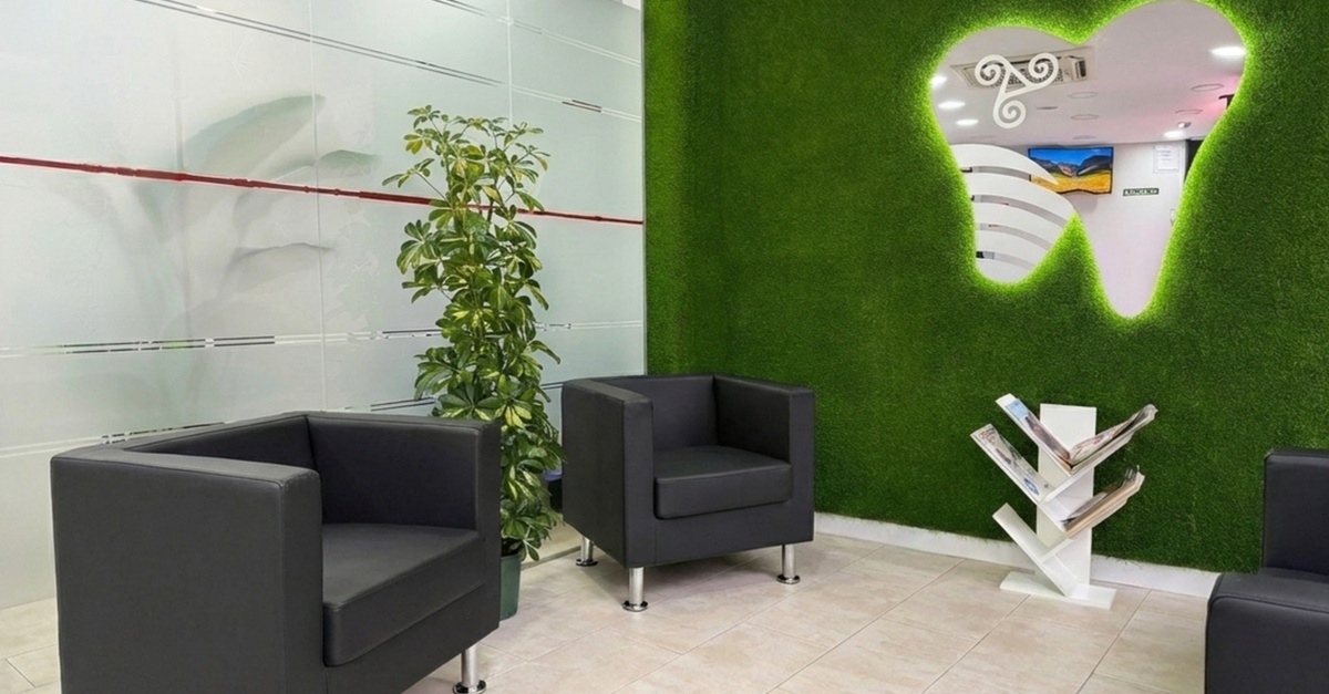 Servicio de higiene dental o curetaje periodontal en Madrid
