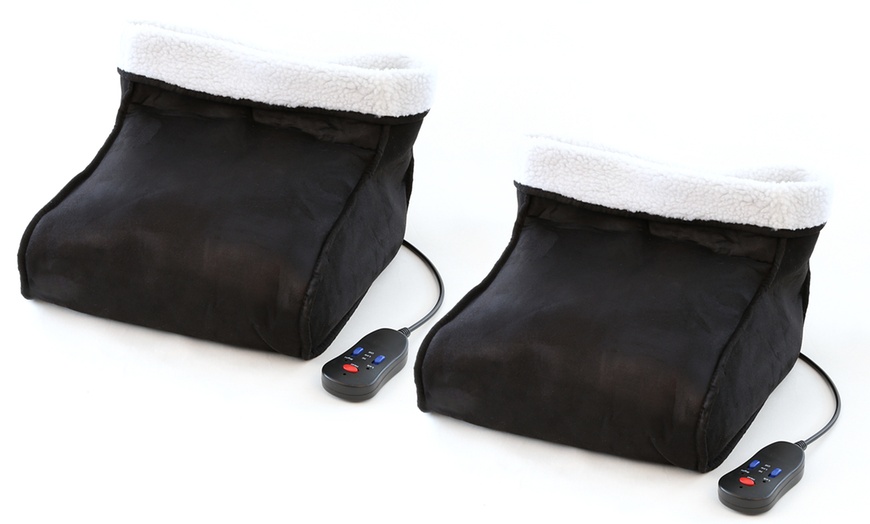 Image 8: Foot Warmer and Massager