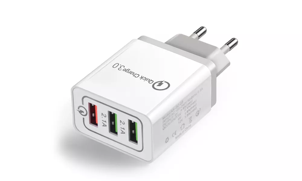 1x oder 2x USB-Schnell-Ladegerät mit 3 USB-Ports