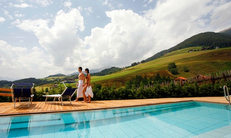 Terento, Bolzano: camera Superior con pensione 3/4 e ingresso Spa per 2 all'Hotel Sonnenparadies