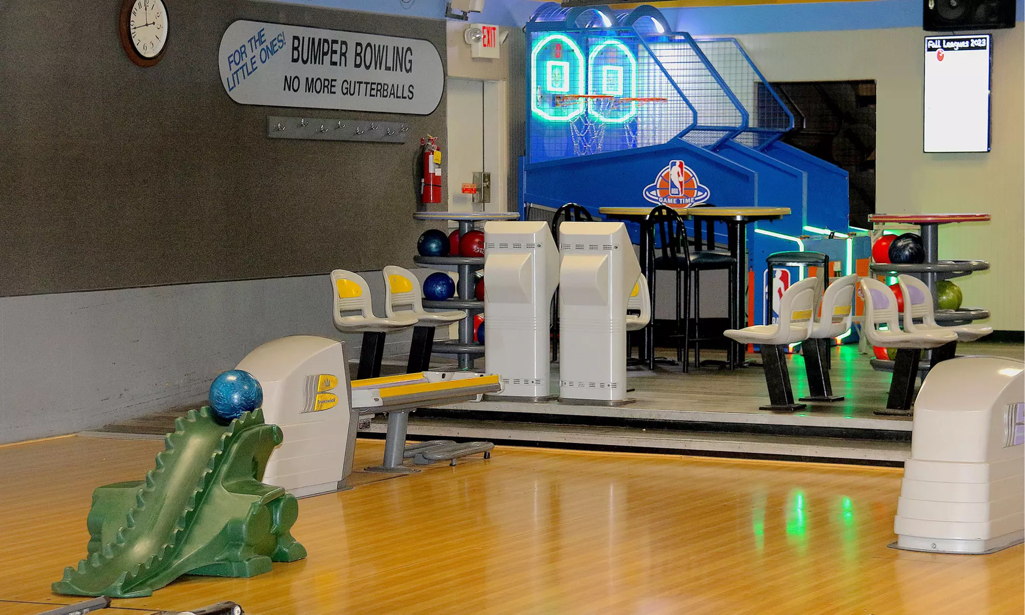 Strike Down All Pins with 60/90 Min Unlimited bowling at Boonton Lanes