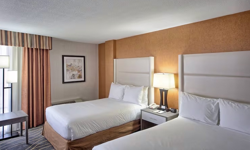 Image 5: City Stay With Convenience, Comfort, and A Splash of Fun