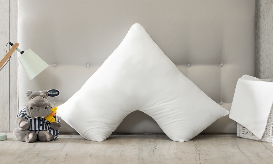 Image 1: Silentnight V-Shaped Pillows