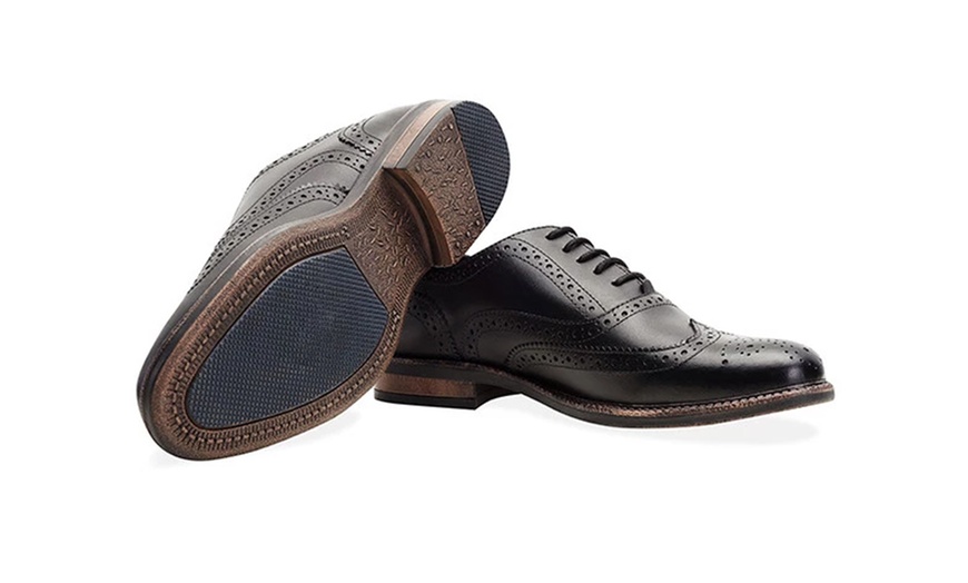 Image 3: Zapatos de cuero para hombre