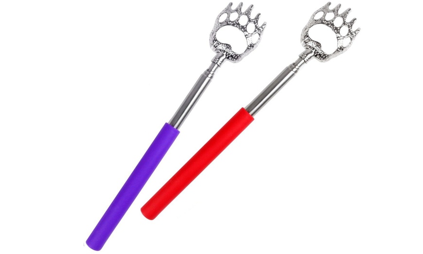 Image 7: Telescopic Bear Back Scratcher