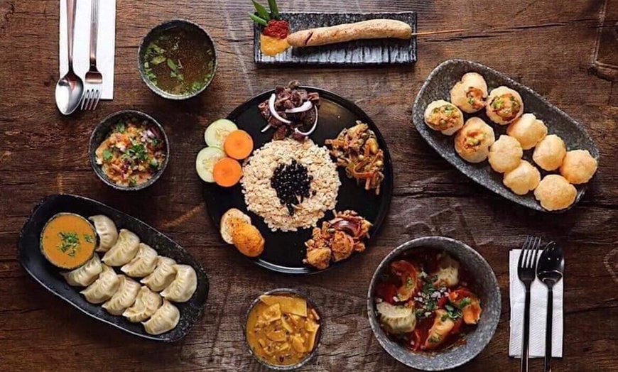 Image 6: Nepalese Feast with Drinks