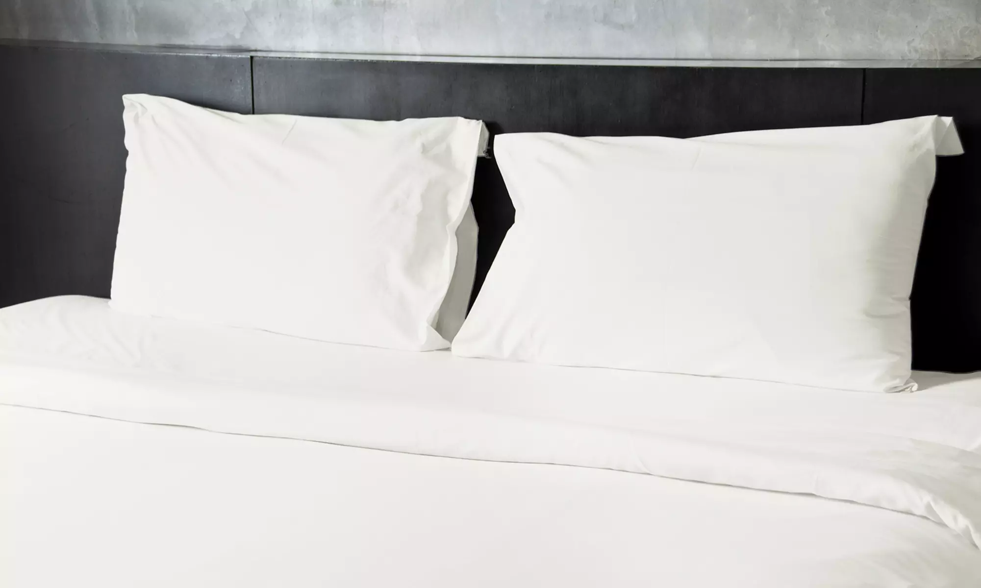 King Size Bamboo Comfort 4-Piece 1800 Count Bedding - EXTRA SOFT DEEP SHEETS