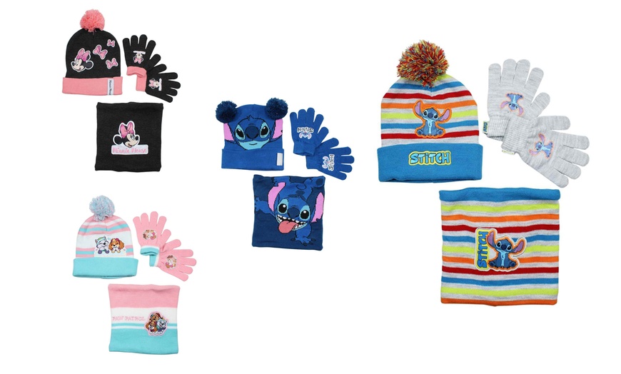 Image 1: Ensemble bonnet, gant, tour de cou Lilo & Stitch, Paw Patrol ou Minnie