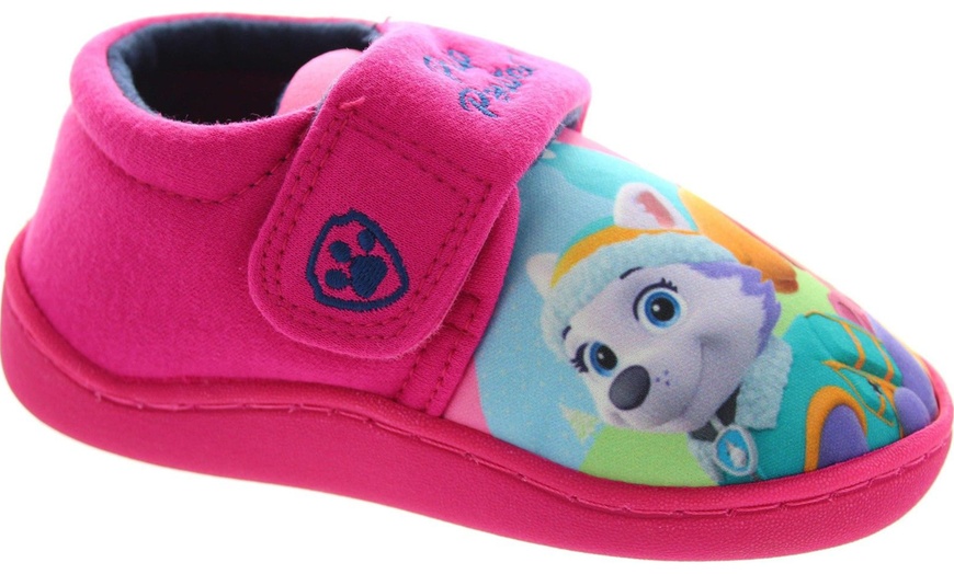 Image 5: Kids' Character Slippers