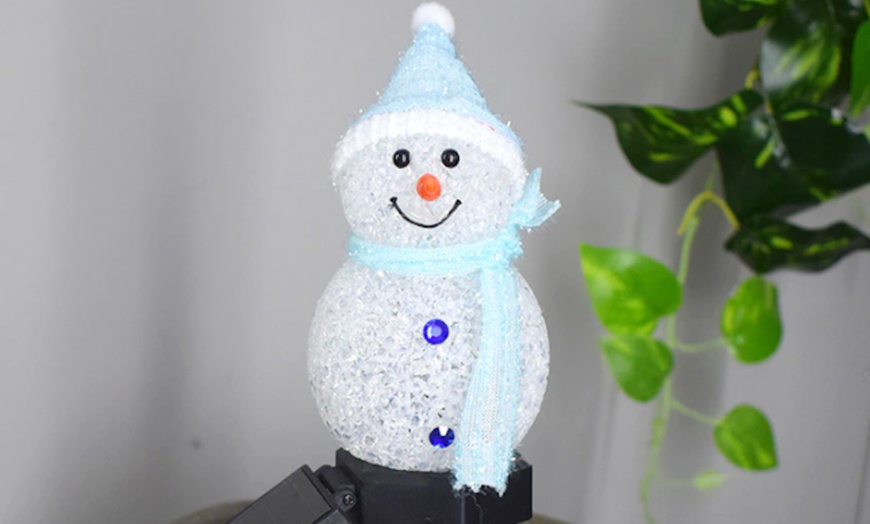 Image 8: Snowman Solar Light