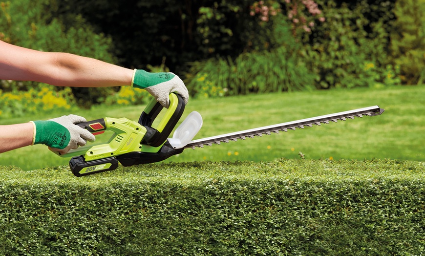 Image 5: Garden Gear 20V Cordless Lithium-ion Hedge Trimmer