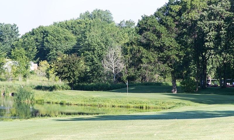 Tee Off with Scenic Views – 18-Hole Golf Experience with Cart Rental
