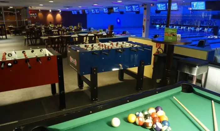 2 Stunden Bowling inkl. Nachos mit Dipfür bis zu 7 Personen