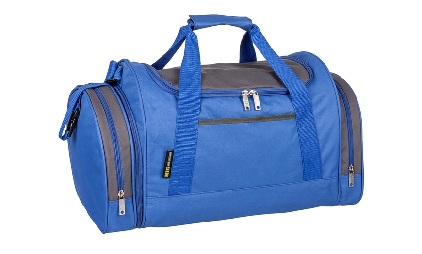 Image 8: Ladies Travel Sports Holdall Bag