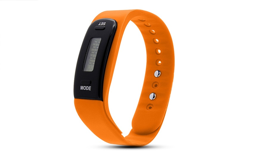 Image 6: Kids' Fitness Tracker