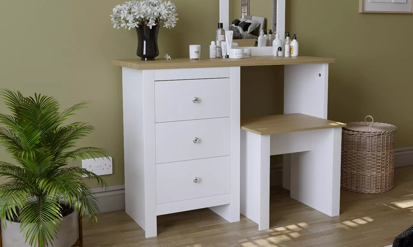 Arlington Bedroom Furniture Collection