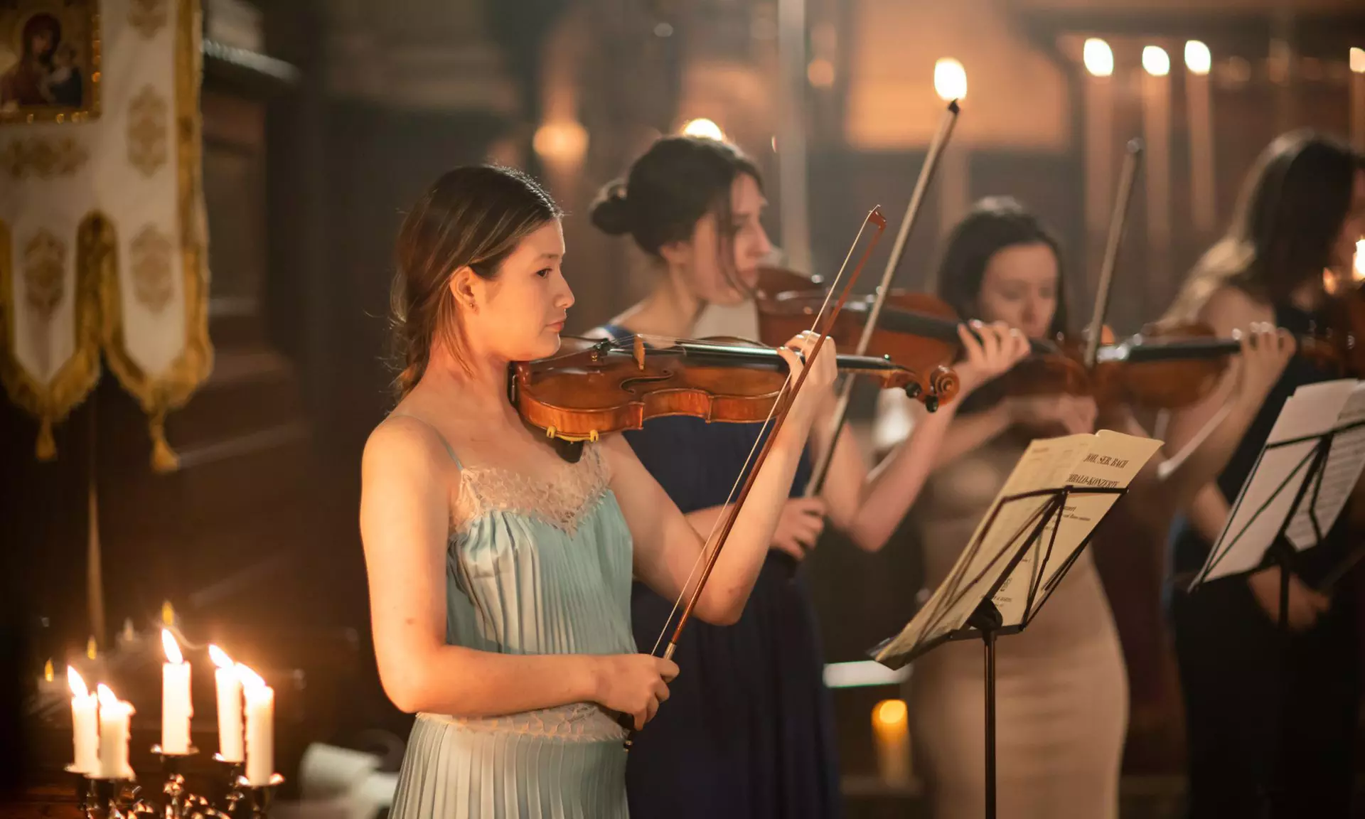 Valentine’s Candlelight: Vivaldi, Moonlight Sonata & Opera Nights