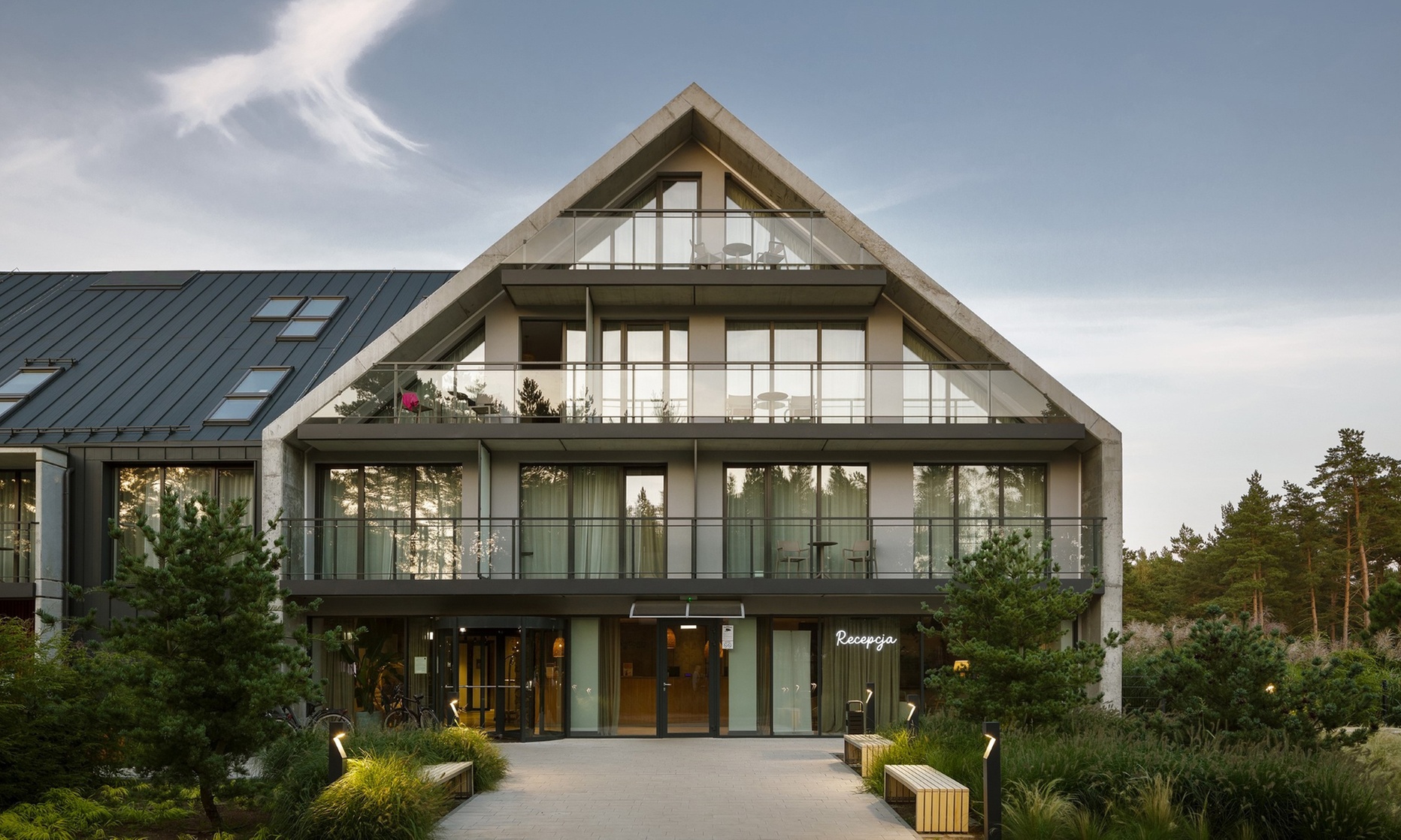 Łeba: pokój superior dla 2 os. lub rodziny z wyżywieniem