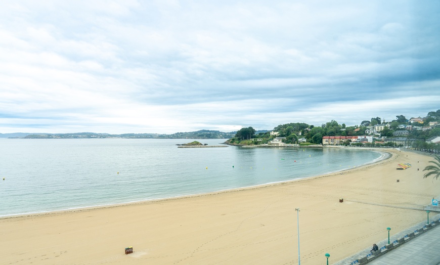 Image 32: A Coruña: habitación doble con desayuno y vistas a la ría o al mar