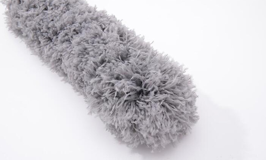 Image 6: Retractable Microfiber Duster