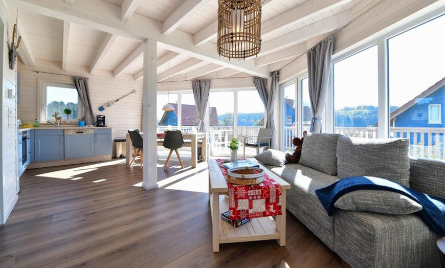 Image 11: Sauerland: 4 Nächte im Ferienhaus + Endreinigung & Panorama-Sauna