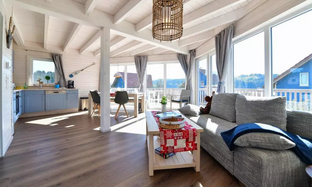 Sauerland: 4 Nächte im Ferienhaus + Endreinigung & Panorama-Sauna