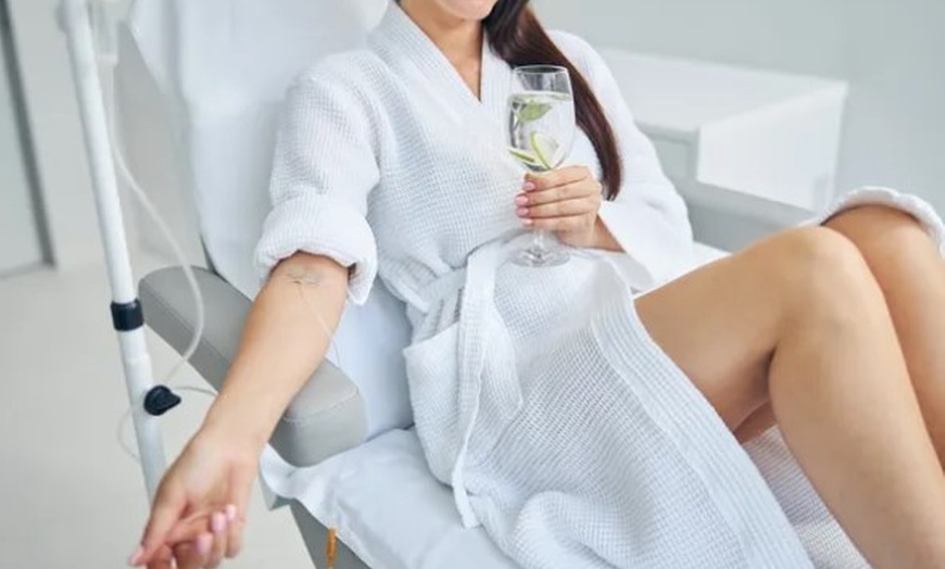 Image 2: Boost Metabolism with 45-Min IV Weight Loss Program and Consultation 